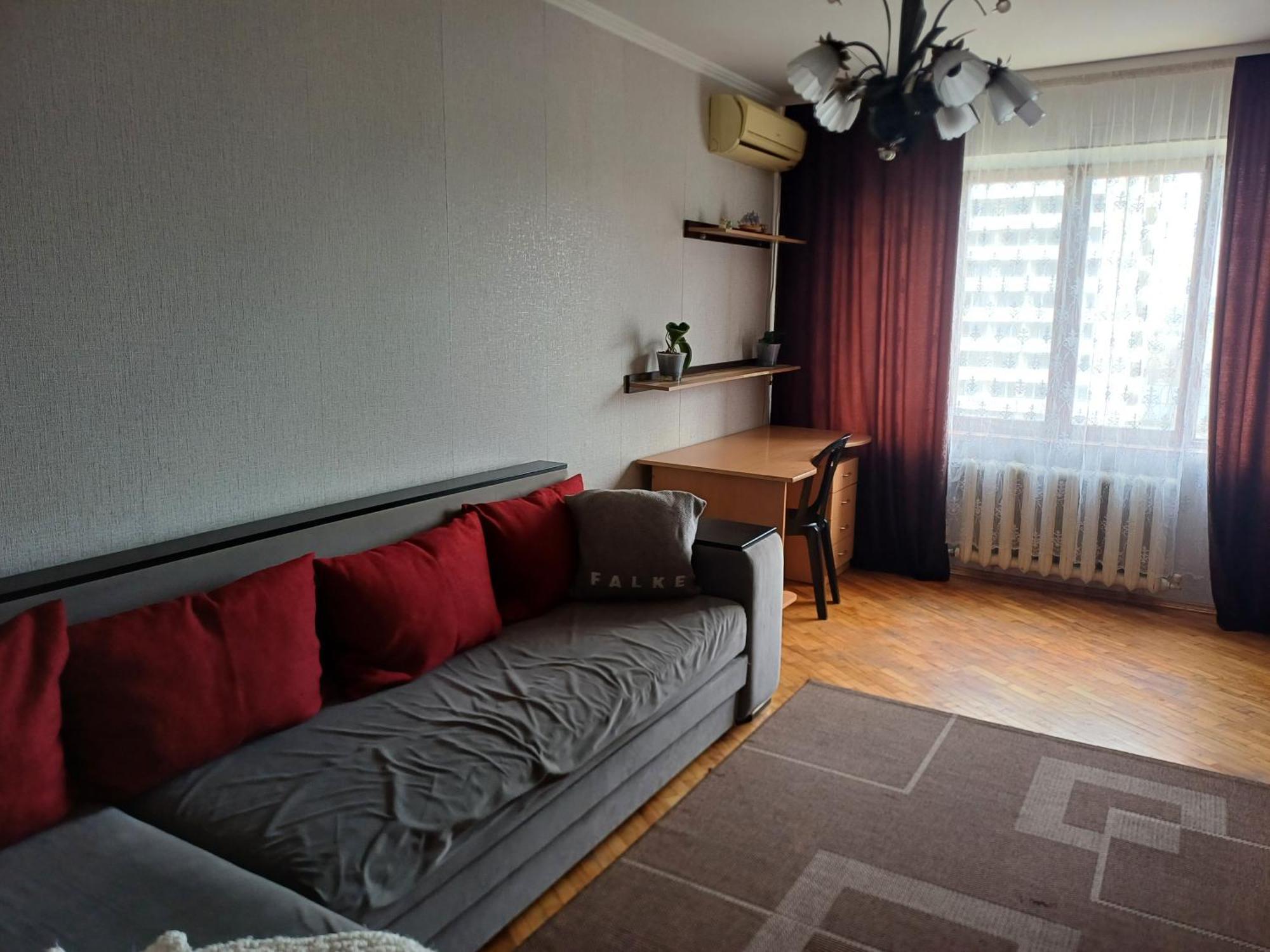 Rent Negruzzi Street Apartament *